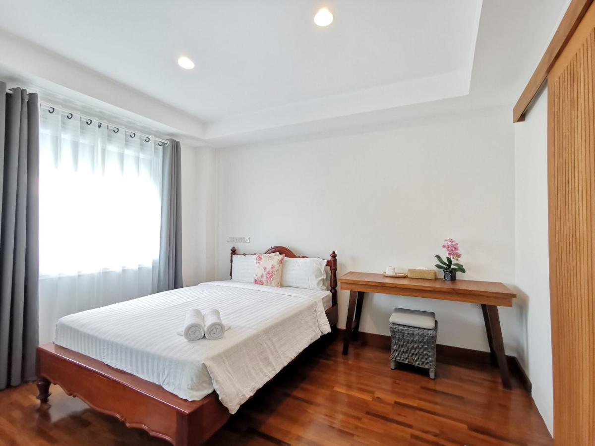 Sri Ayuttaya Guesthouse Bangkok Exterior photo